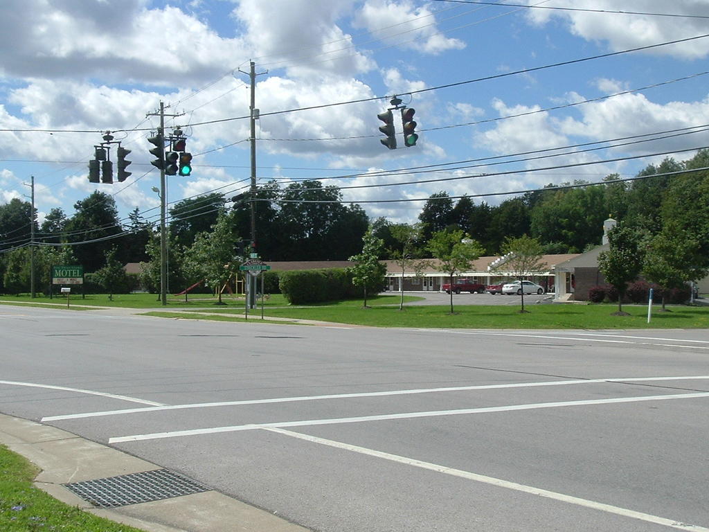 Fels Three Crown Motel Clarence Exterior photo